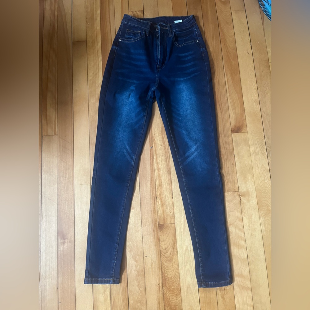 🌸3/$15🌸 Women's Blue Jeans